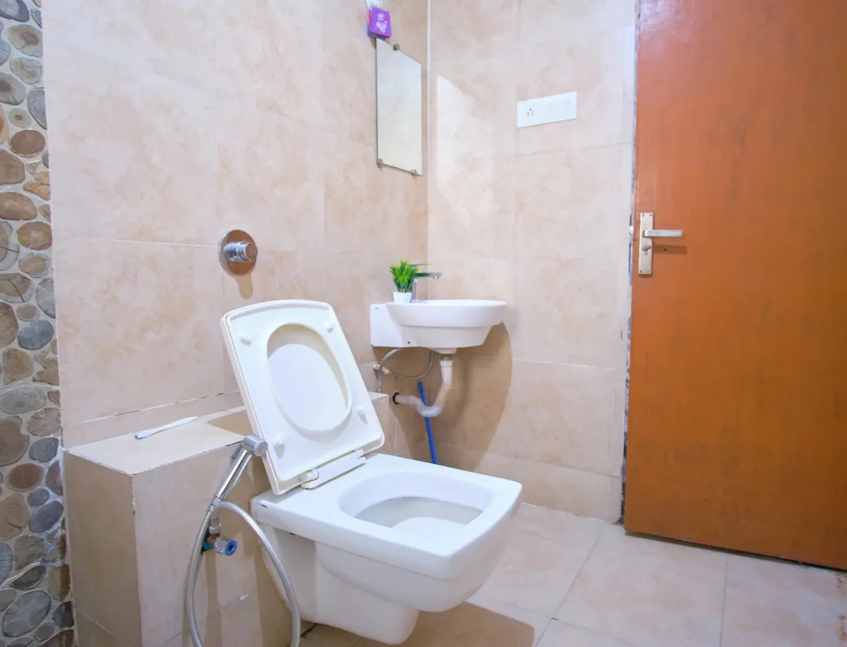 Skyline Suite Private Pool on 17th Floor Indore