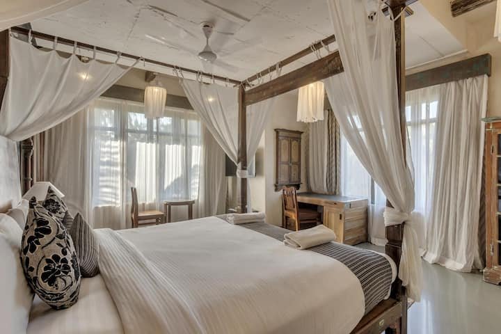 Riverstone Retreat Goa (Belissimo Waterfront)