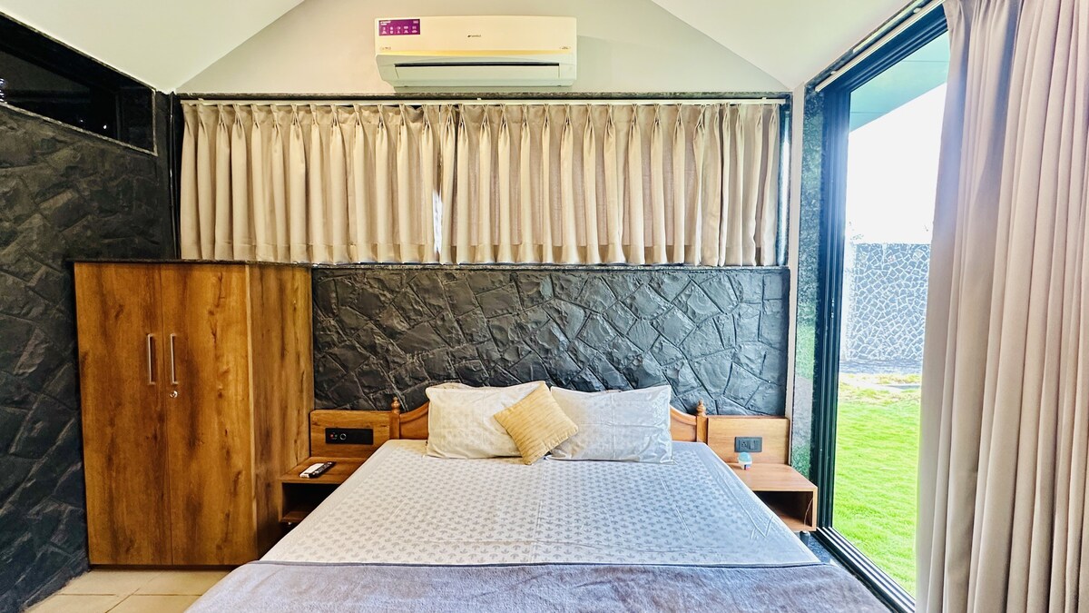 The2Pines Indore
