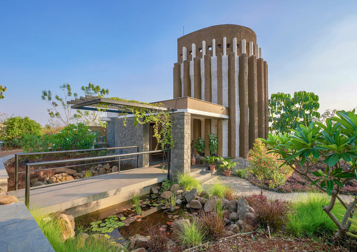 Amaltas Villa Pune