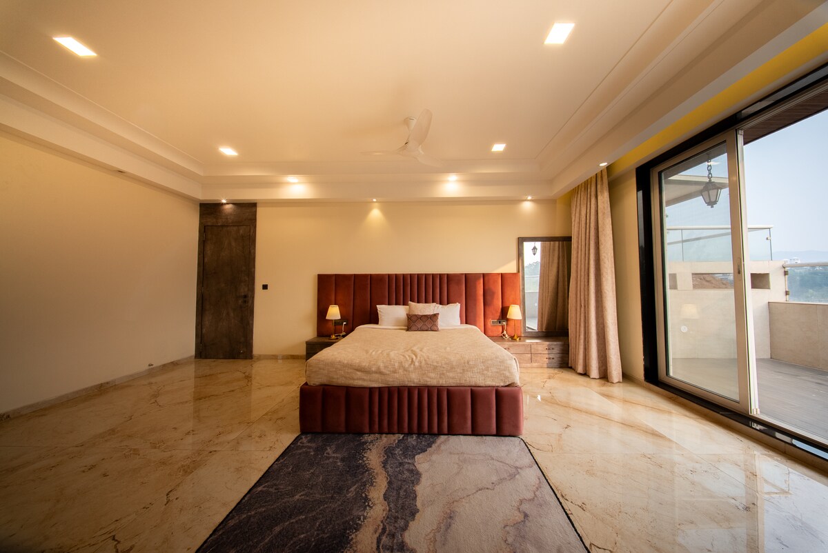 RE Haven Lonavala