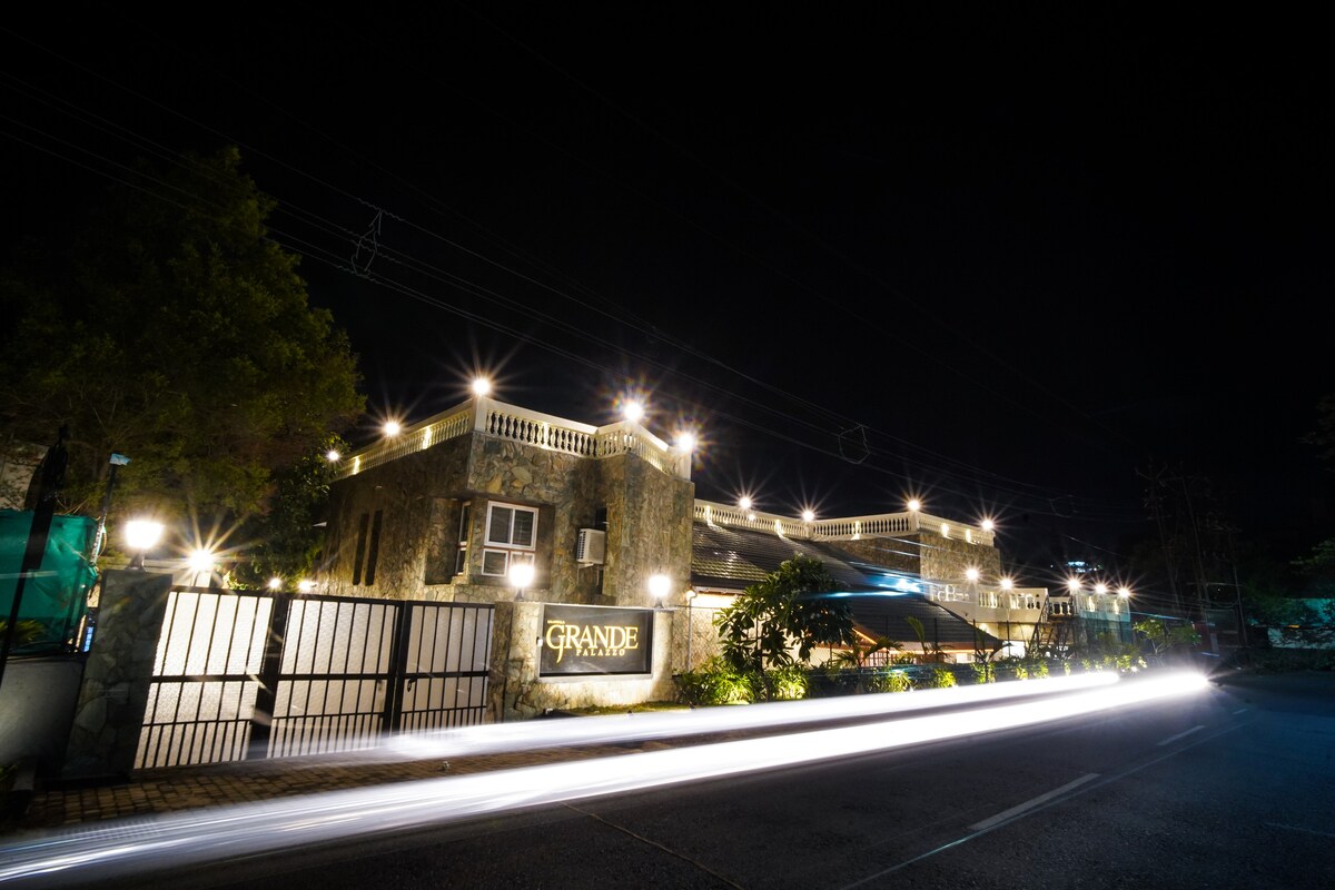 Grande Palazzo Khandala Lonavala