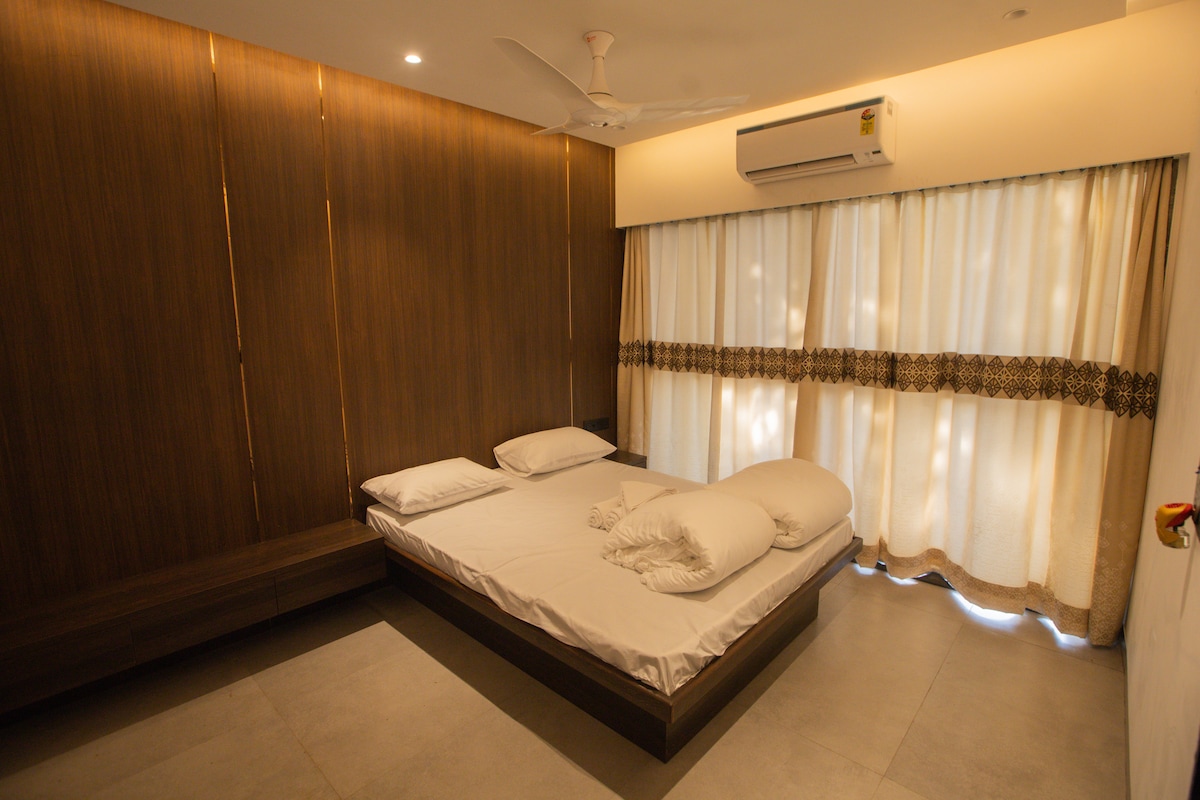 Tamarind Courtyard House Uttan