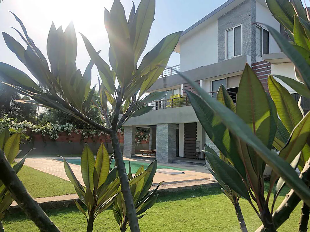 Gorai beach 4 BHK villa Seaview Soiree