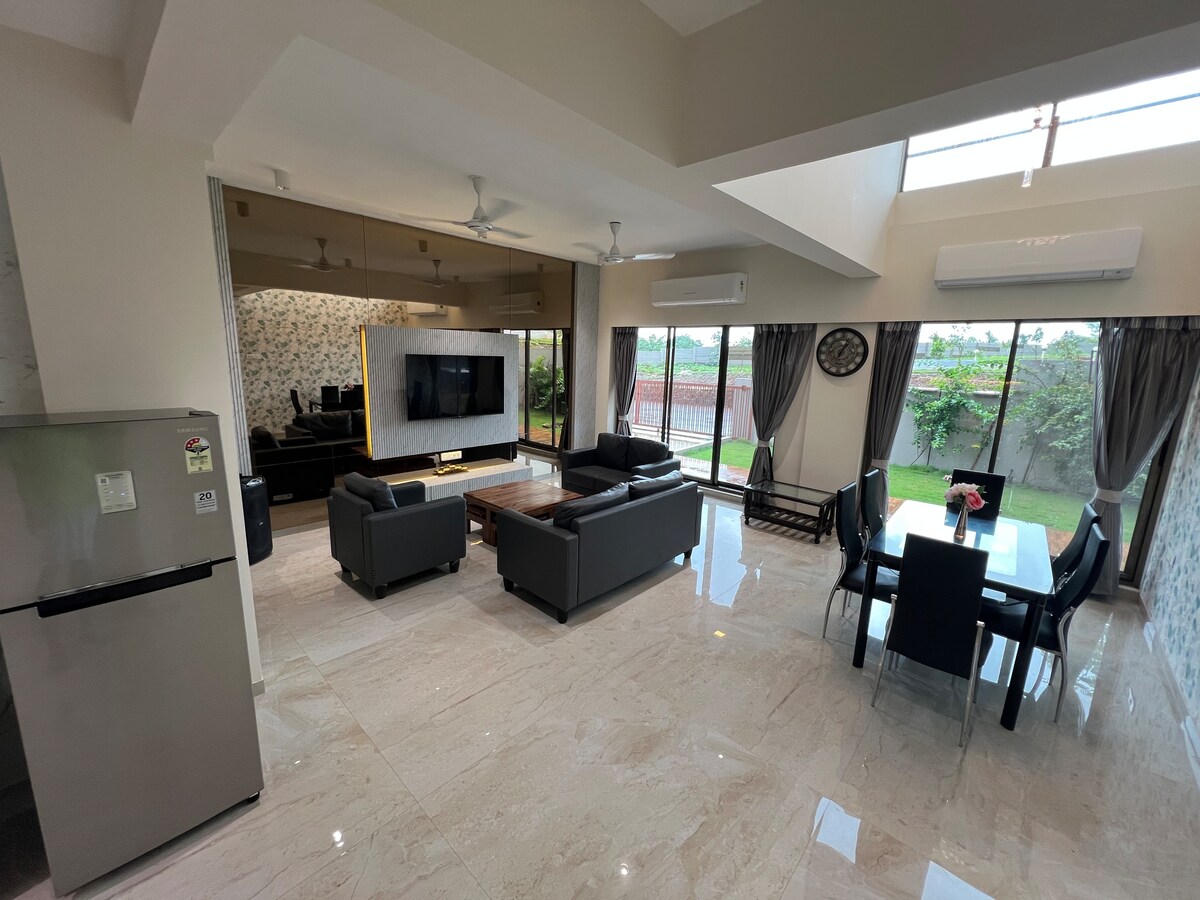 Nakshatra 6 BHK Karjat