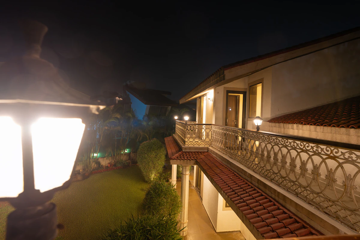 V'la Le RK Lonavala