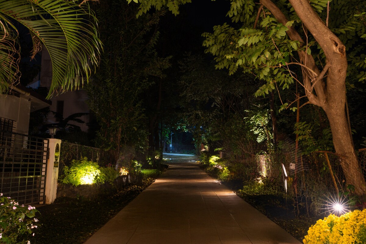 V'la Le RK Lonavala