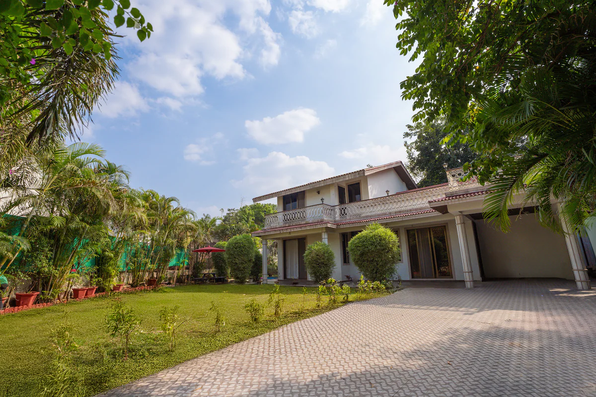 V'la Le RK Lonavala