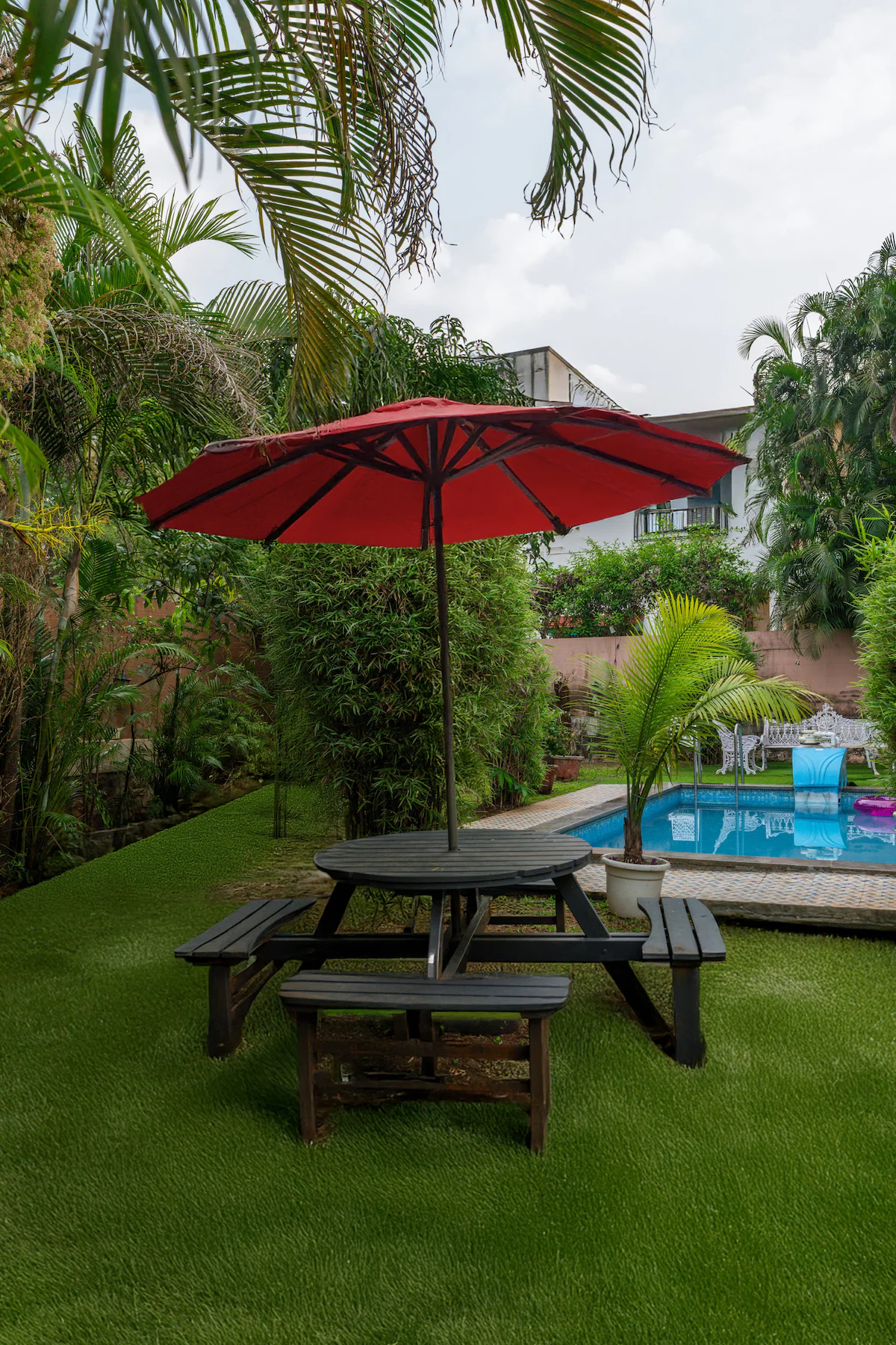V'la Le RK Lonavala