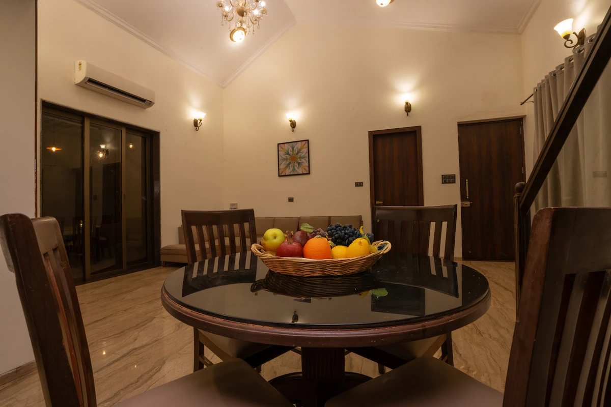 V'la Le RK Lonavala