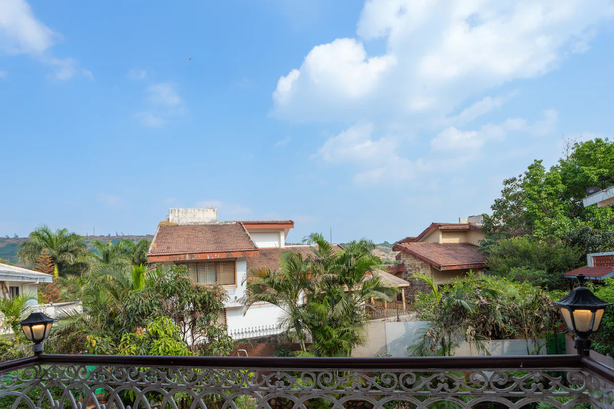 V'la Le RK Lonavala