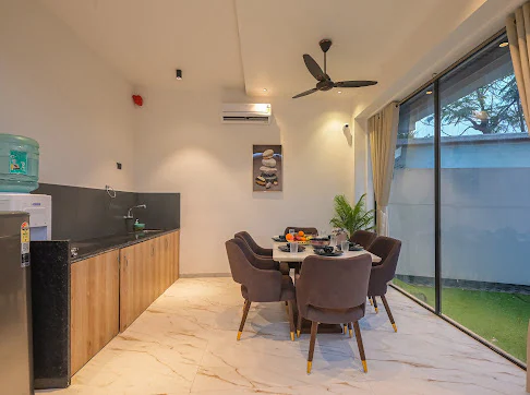 RE Treat 6BHK Luxury Pool Villa Lonavala
