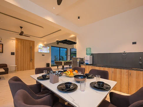 RE Treat 6BHK Luxury Pool Villa Lonavala