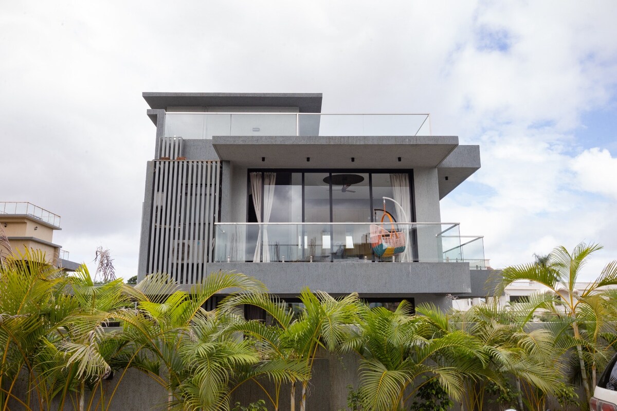 RE Oasis 5BHK Luxury Villa Lonavala