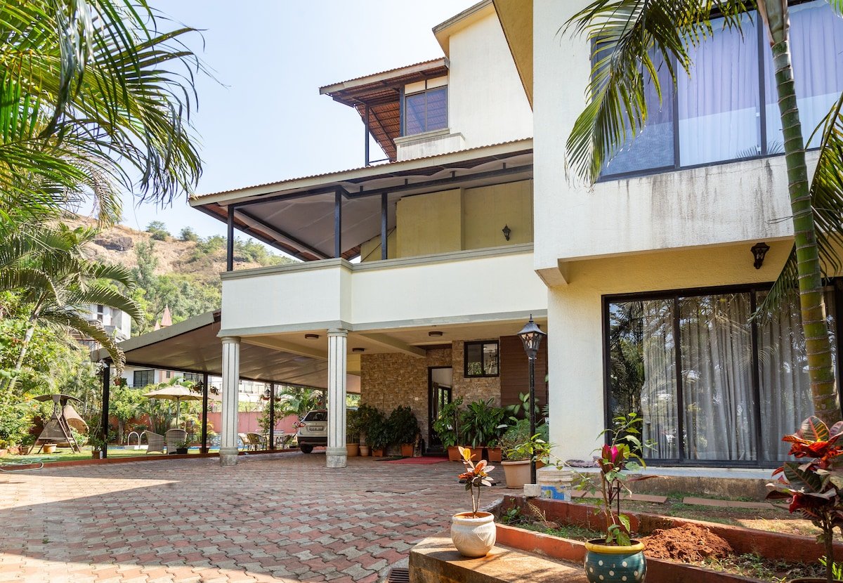 Chateau Lonavala