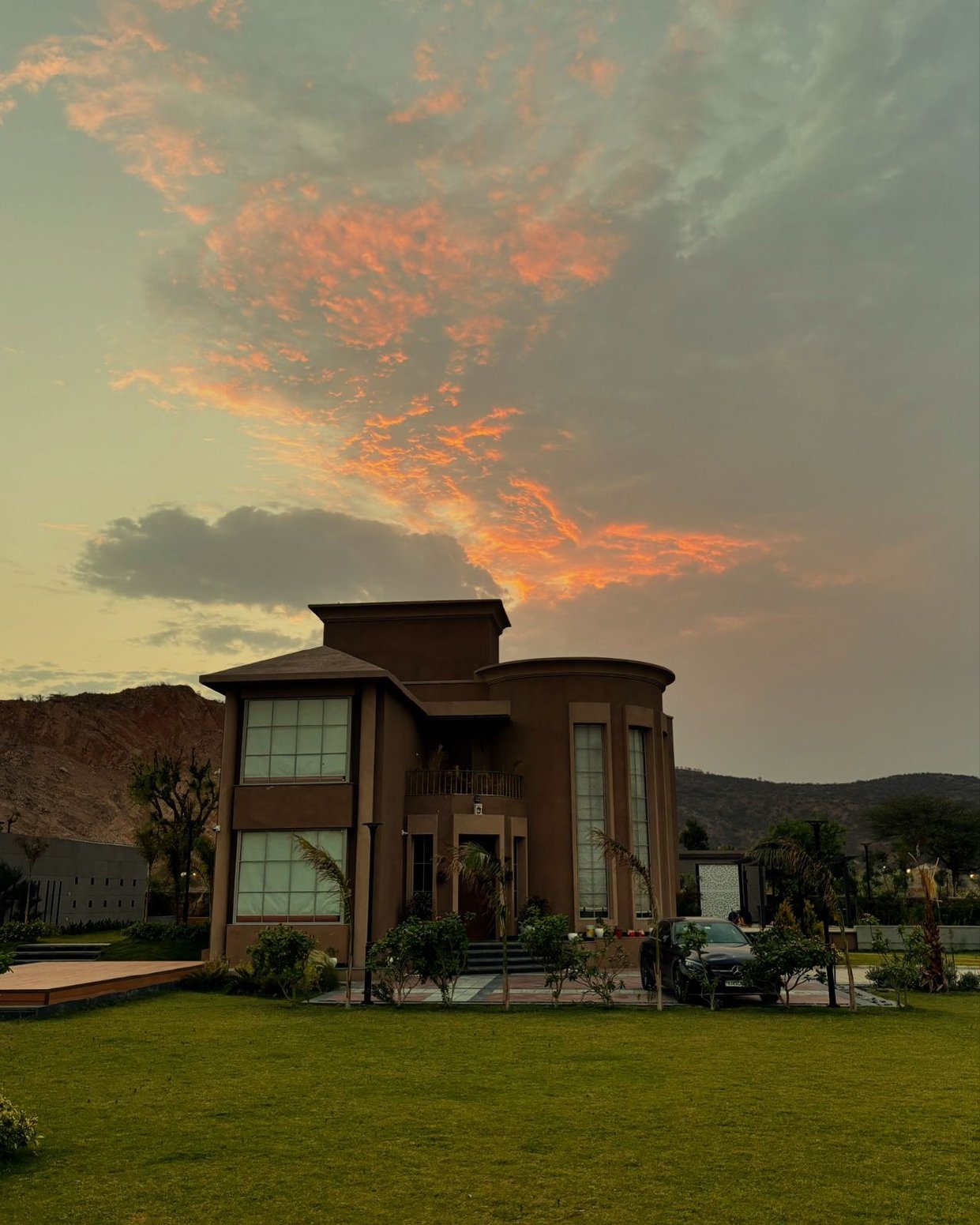 Royal Hillside Haven Jaipur