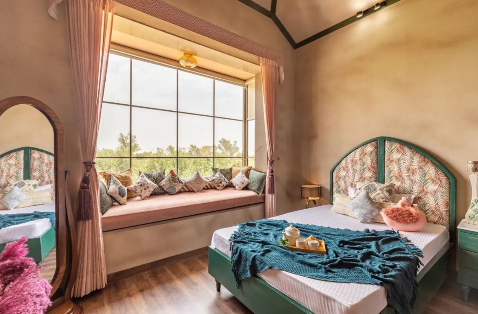 Royal Hillside Haven Jaipur