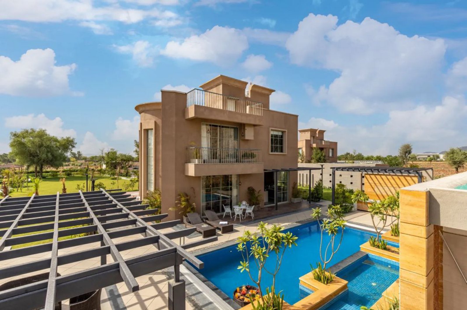 Royal Hillside Haven Jaipur