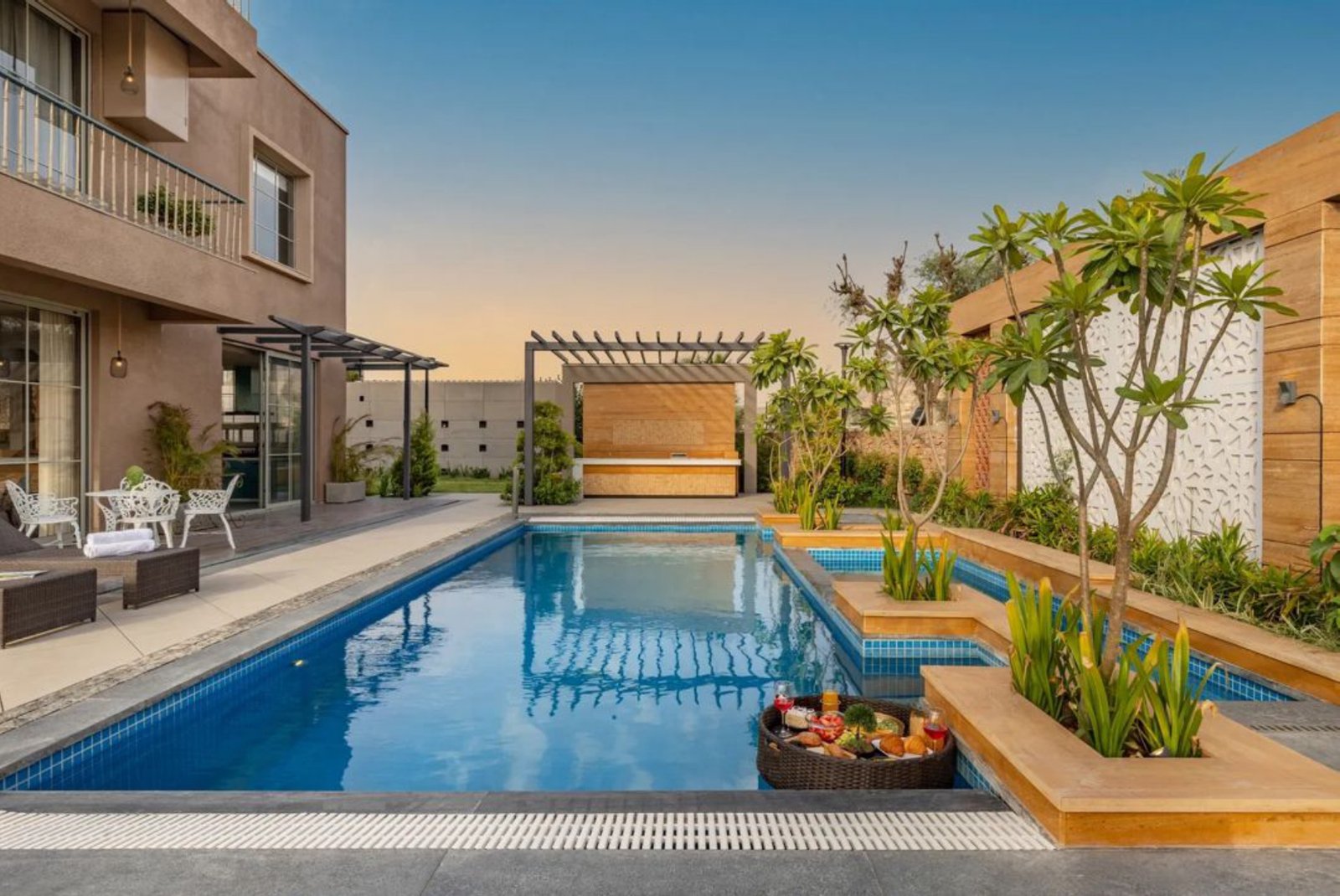 Royal Hillside Haven Jaipur