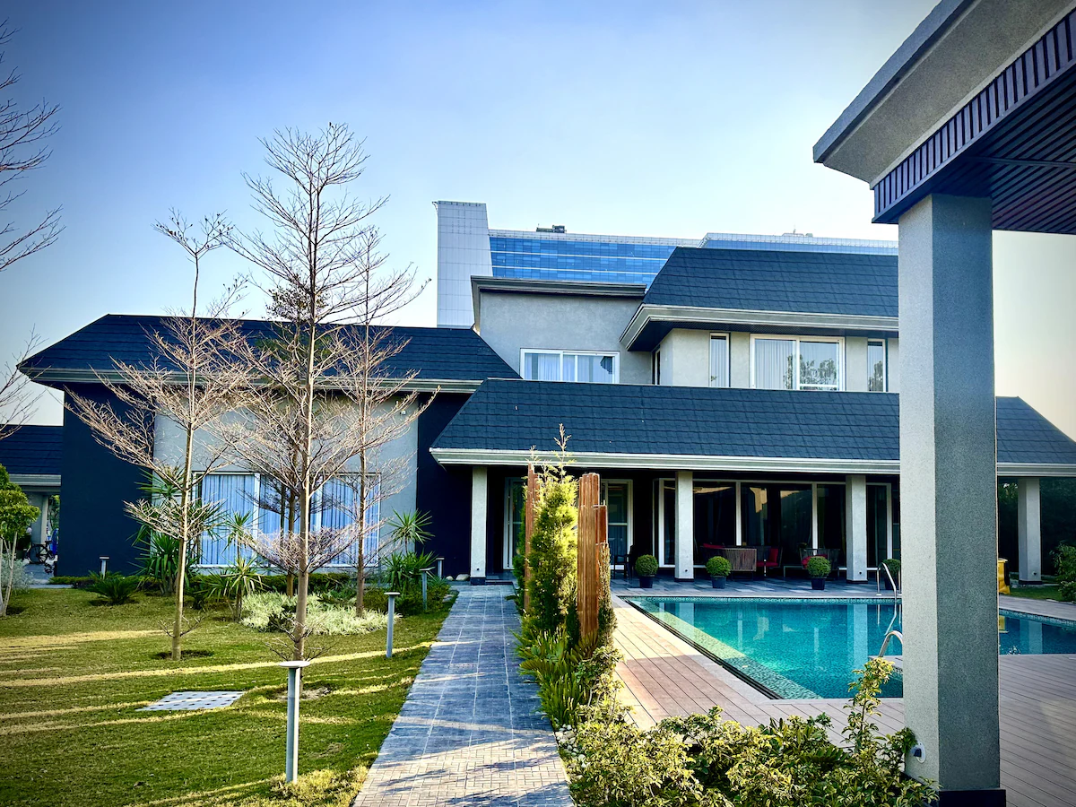Luxmontage farm Delhi