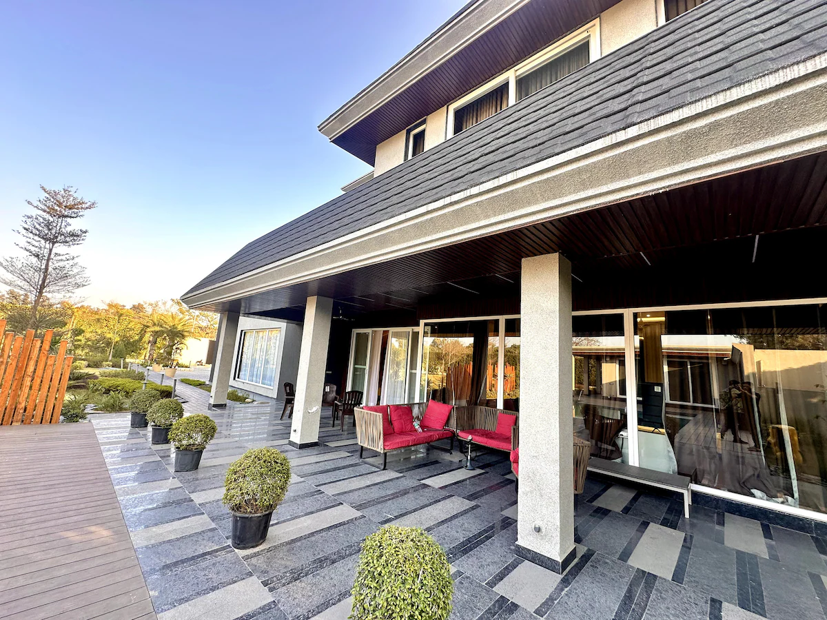 Luxmontage farm Delhi
