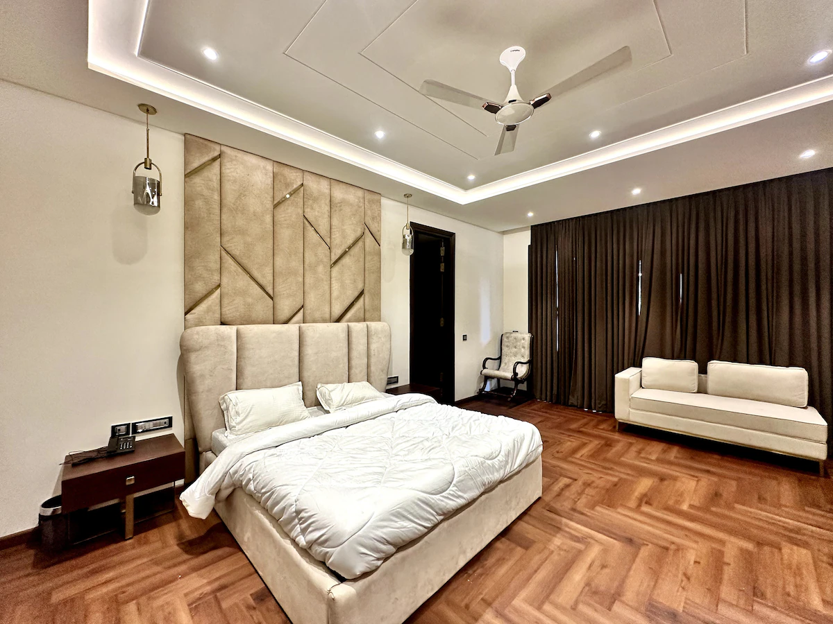 Luxmontage farm Delhi