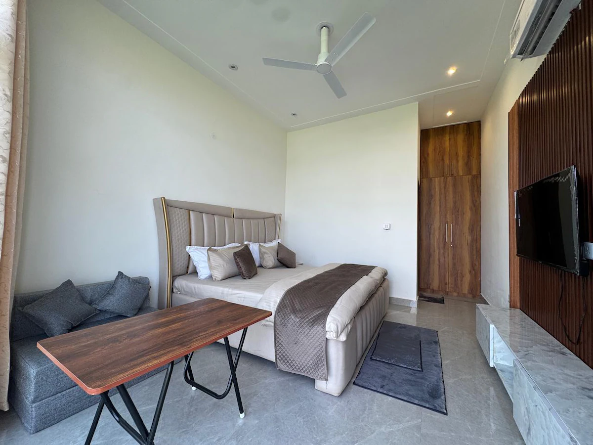 Galaxy Aravali Farm Gurgaon