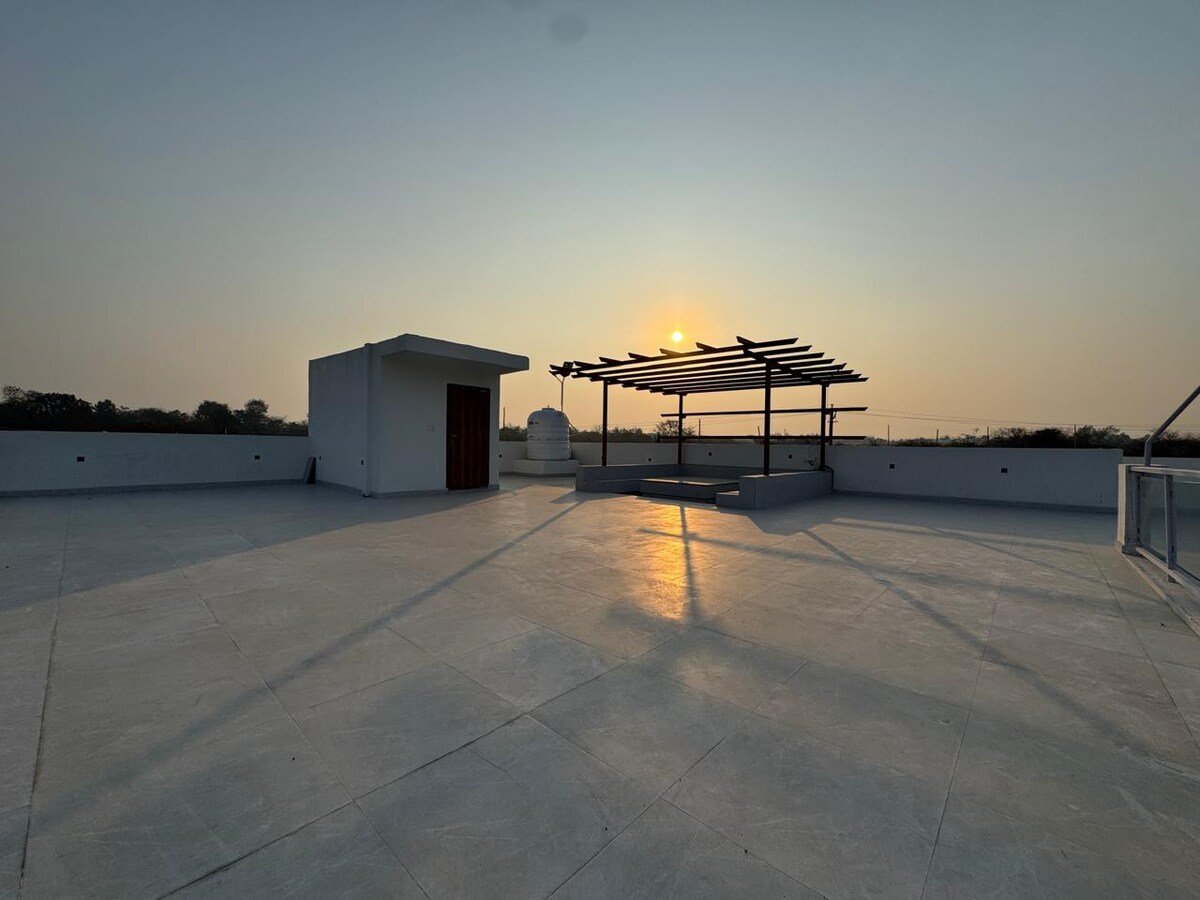 Galaxy Aravali Farm Gurgaon