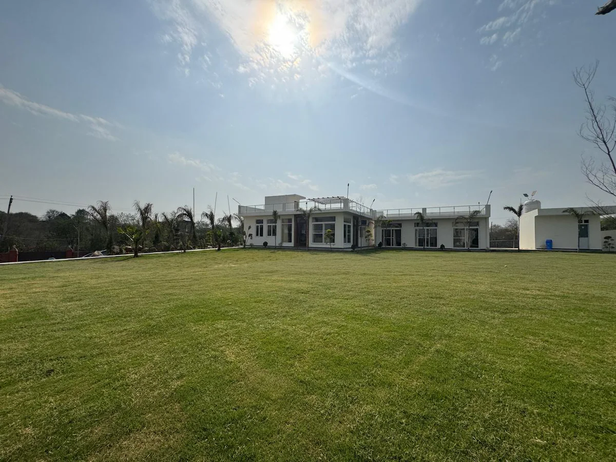 Galaxy Aravali Farm Gurgaon