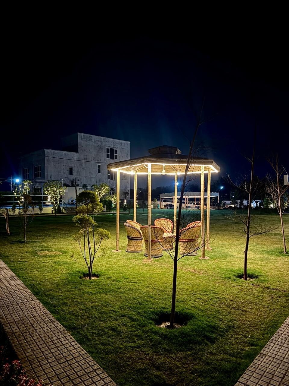 Galaxy Aravali Farm Gurgaon