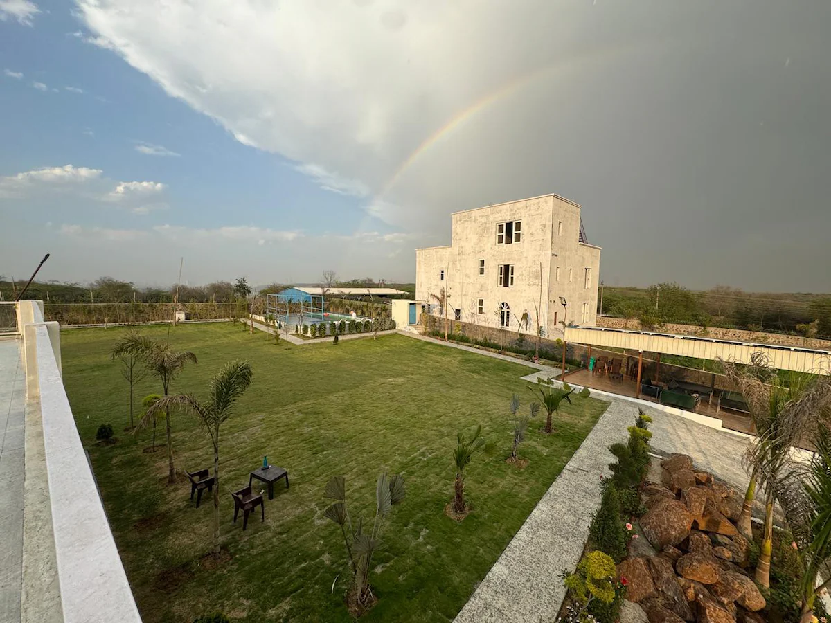 Galaxy Aravali Farm Gurgaon