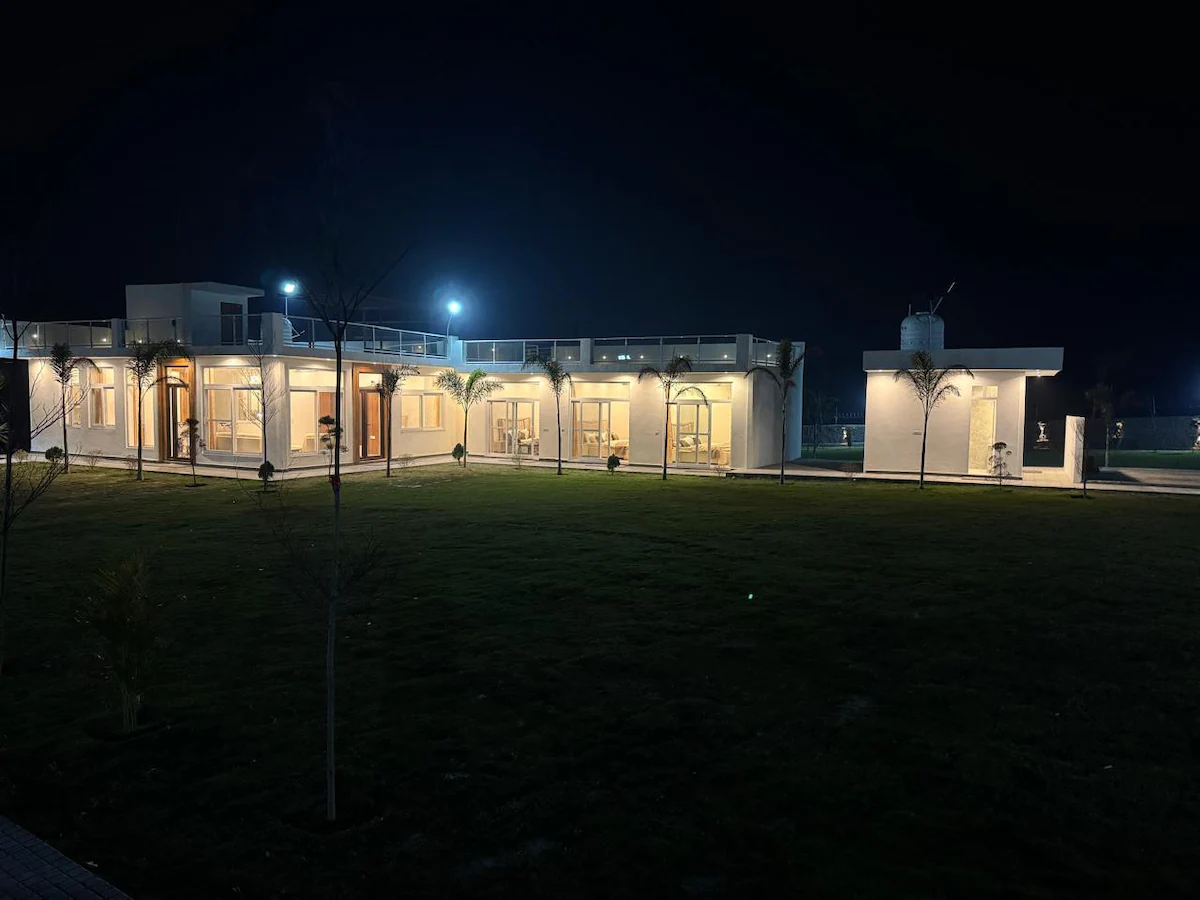 Galaxy Aravali Farm Gurgaon