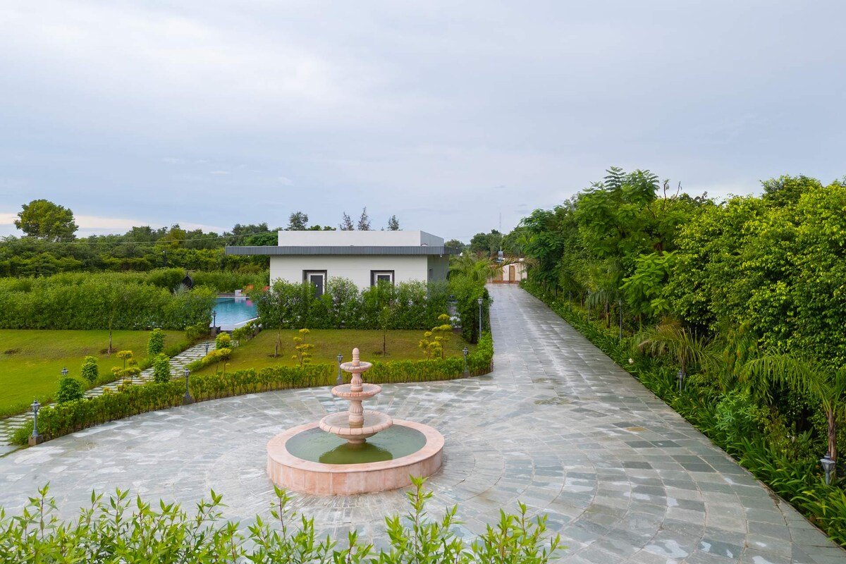 Aarna Estate Delhi