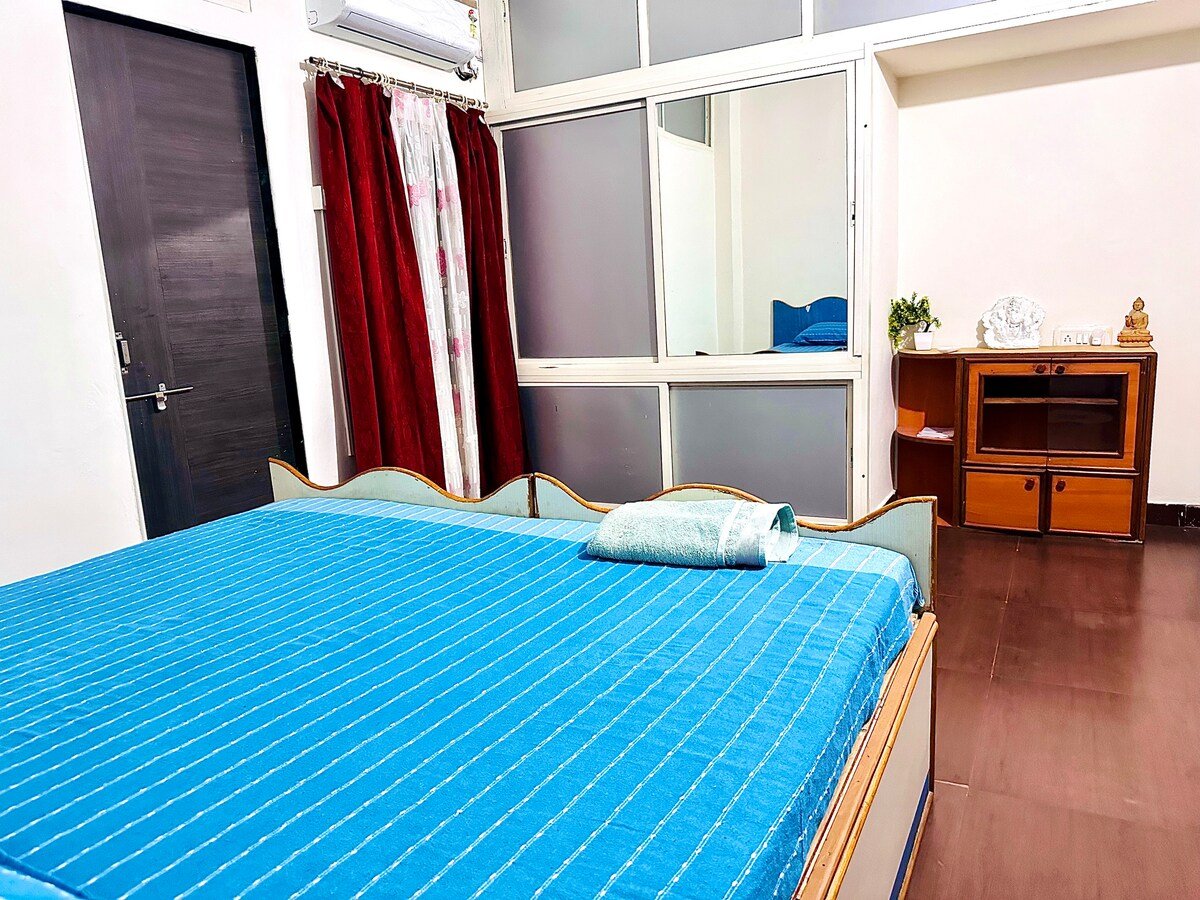 Abhinandan: Ujjain Serene Abode