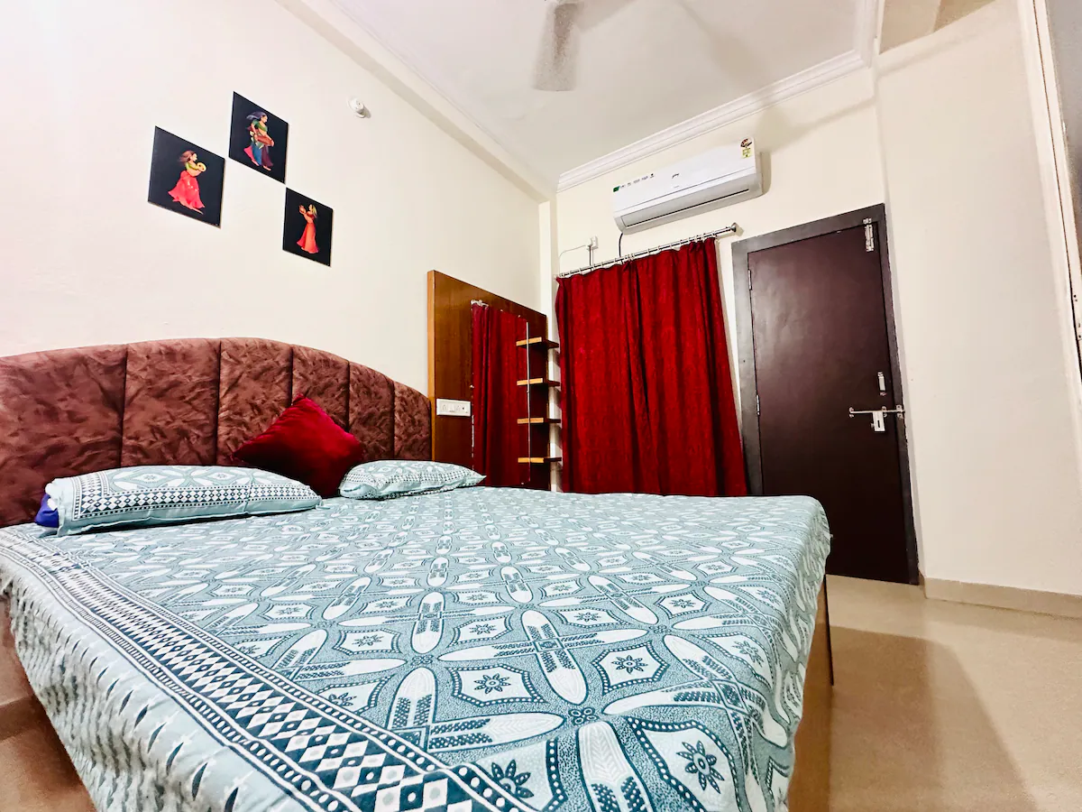 Abhinandan: Ujjain Serene Abode