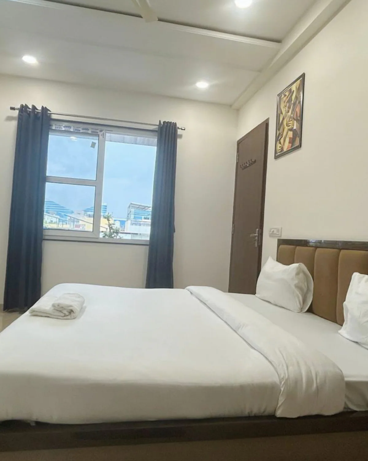 Aura Elite 2BHK