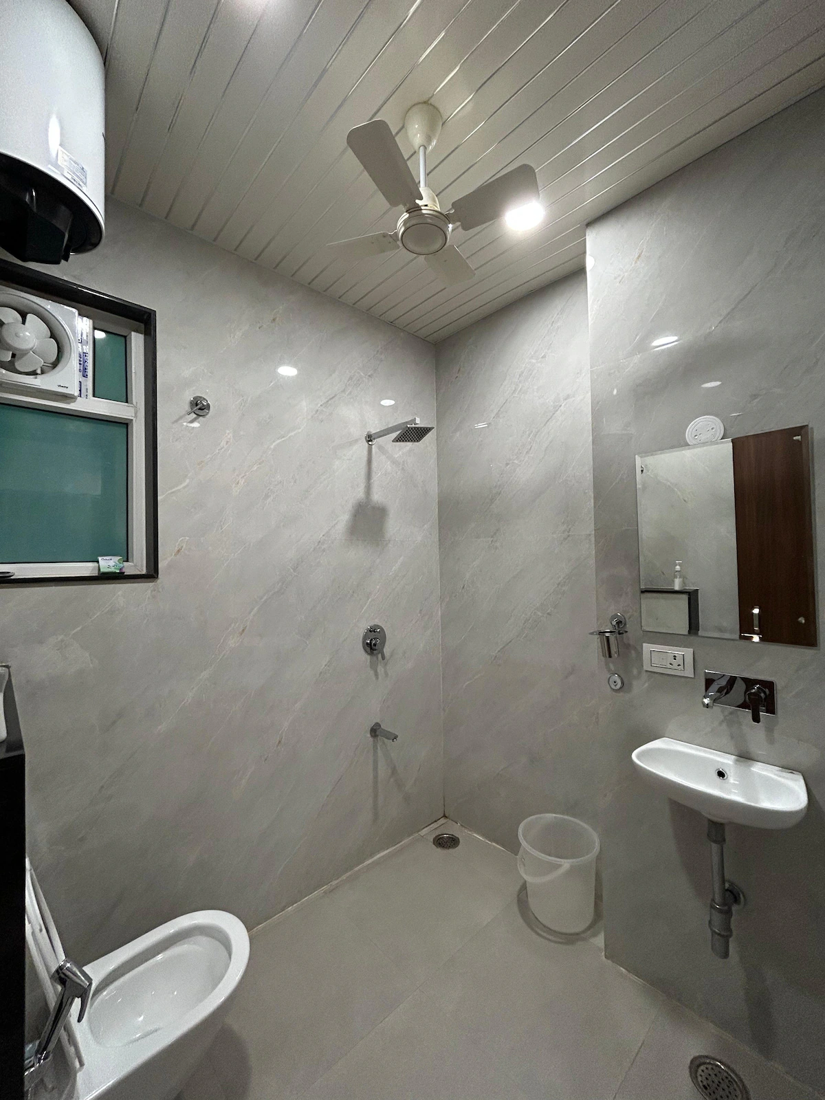 Aura Elite 2BHK