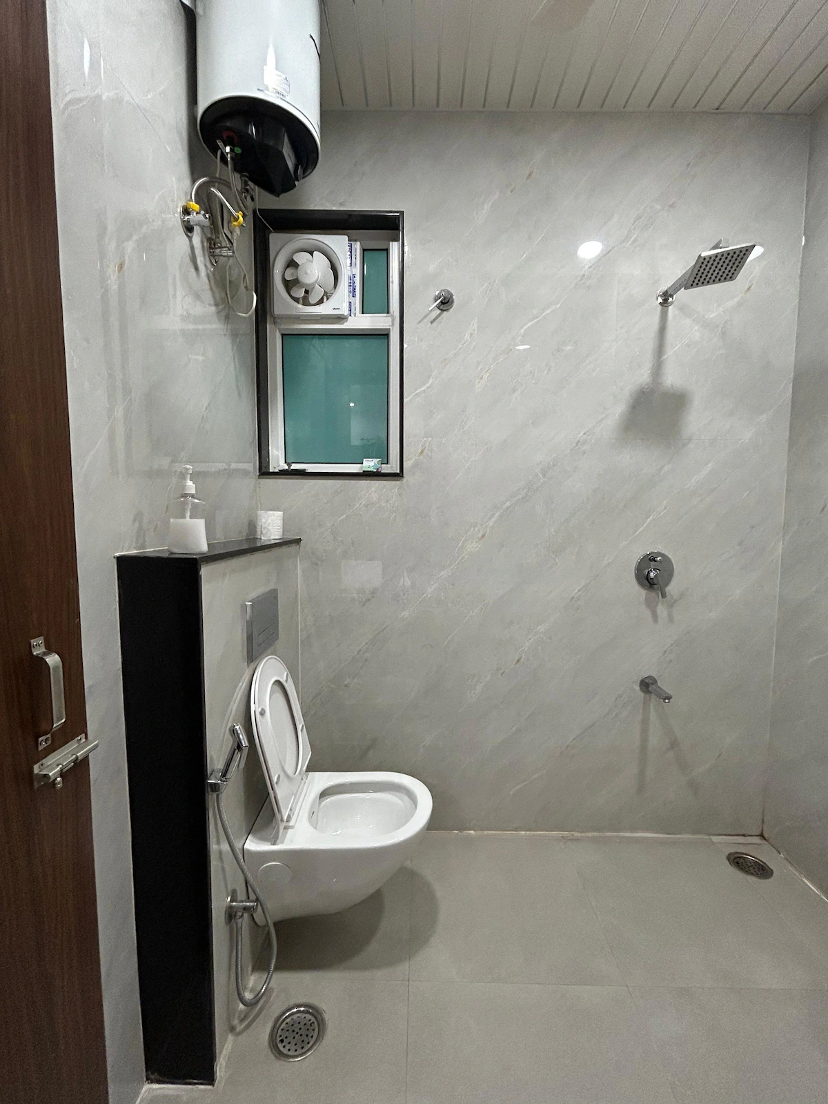 Aura Elite 2BHK