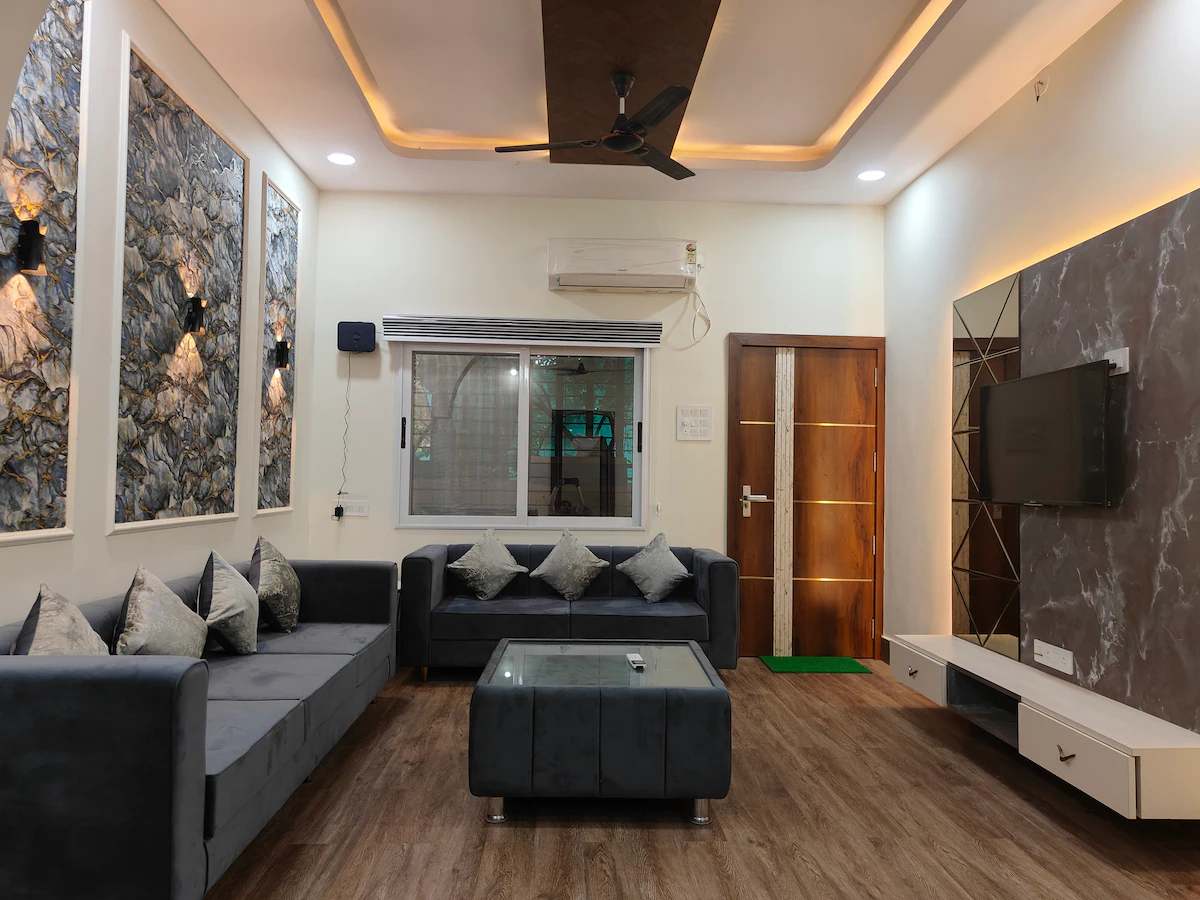 Staeg Shivaa Ujjain