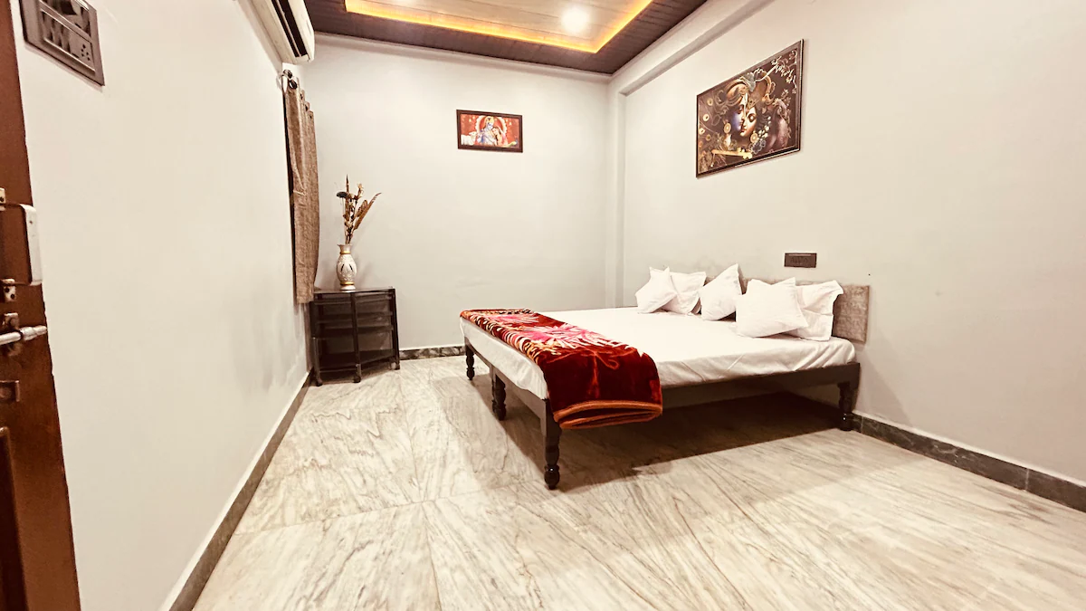 The Ark Comfortable Stays Ujjain