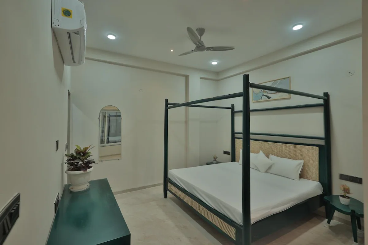 Aikantik Villa Ujjain