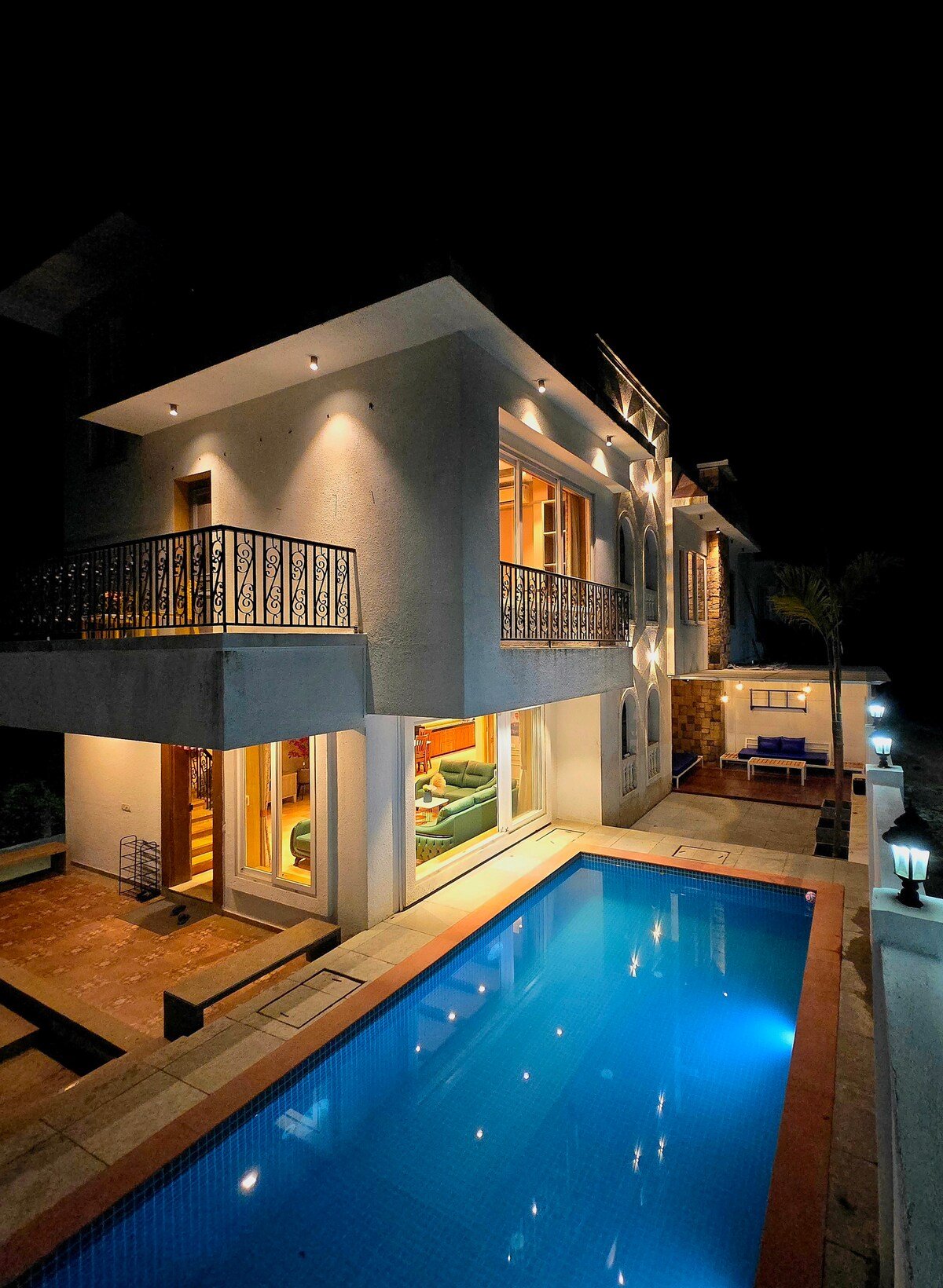 18 Ivory Crest Lonavala
