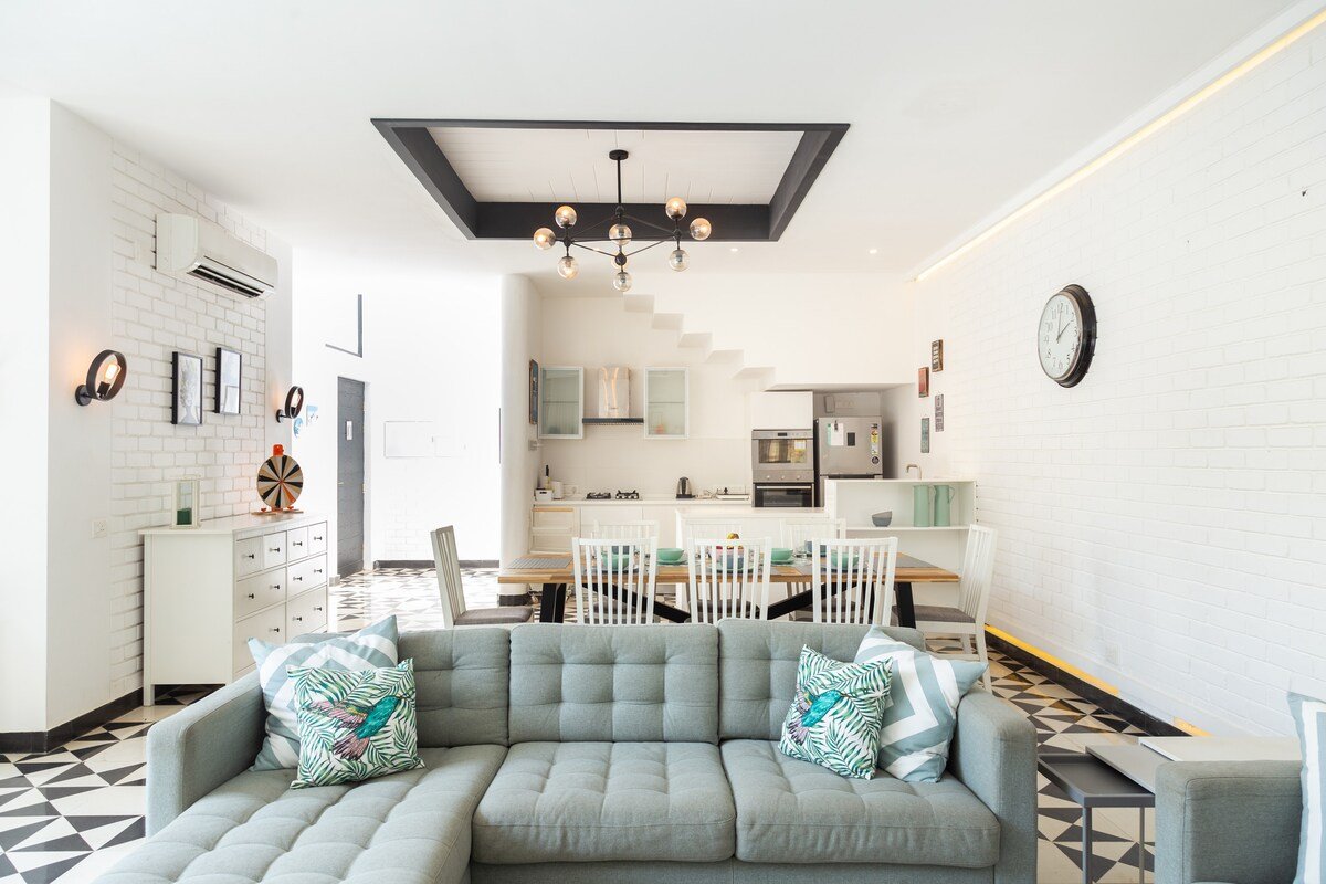 Dream Catcher Luxury Villa with Genset