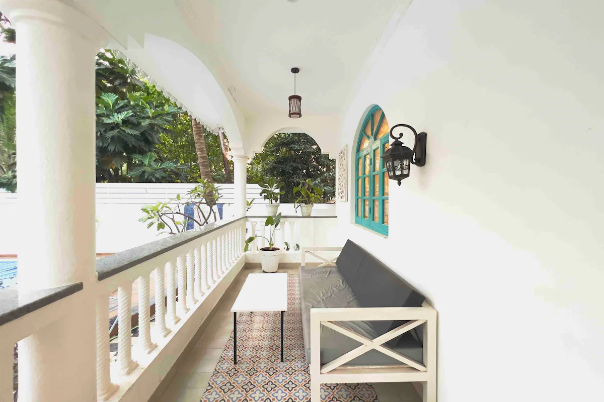 Sleek White 8BDR Villa Near Baga Beach