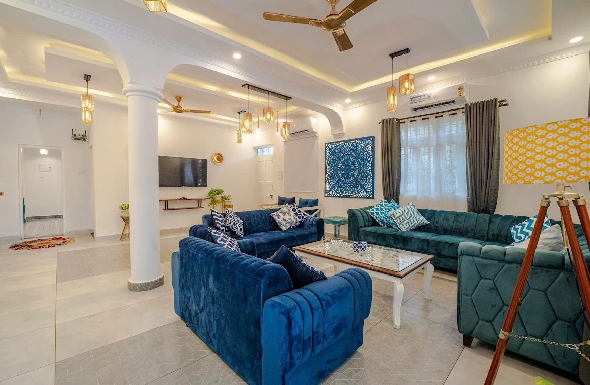 Sleek White 8BDR Villa Near Baga Beach