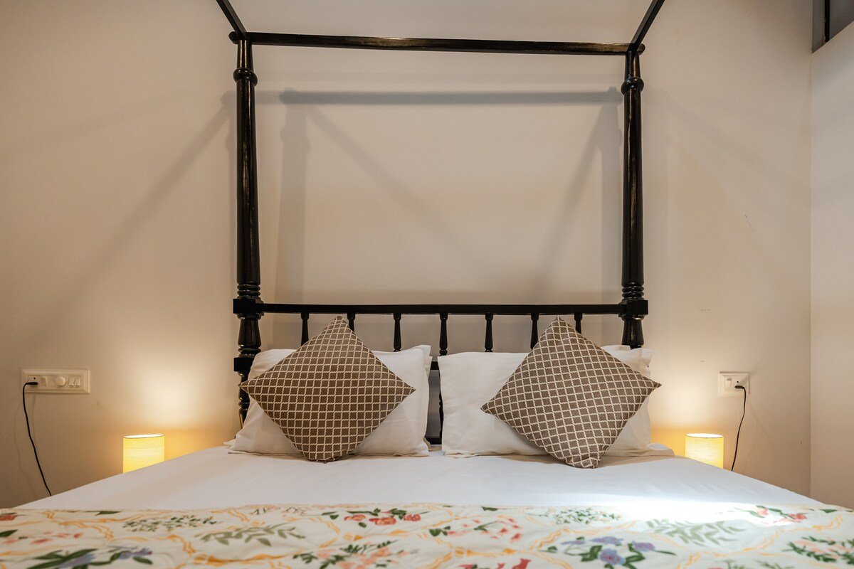 Seaside Serenity: Lilia Goa
