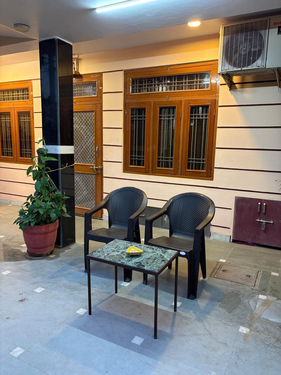 Nest & Rest Malviya Nagar Jaipur