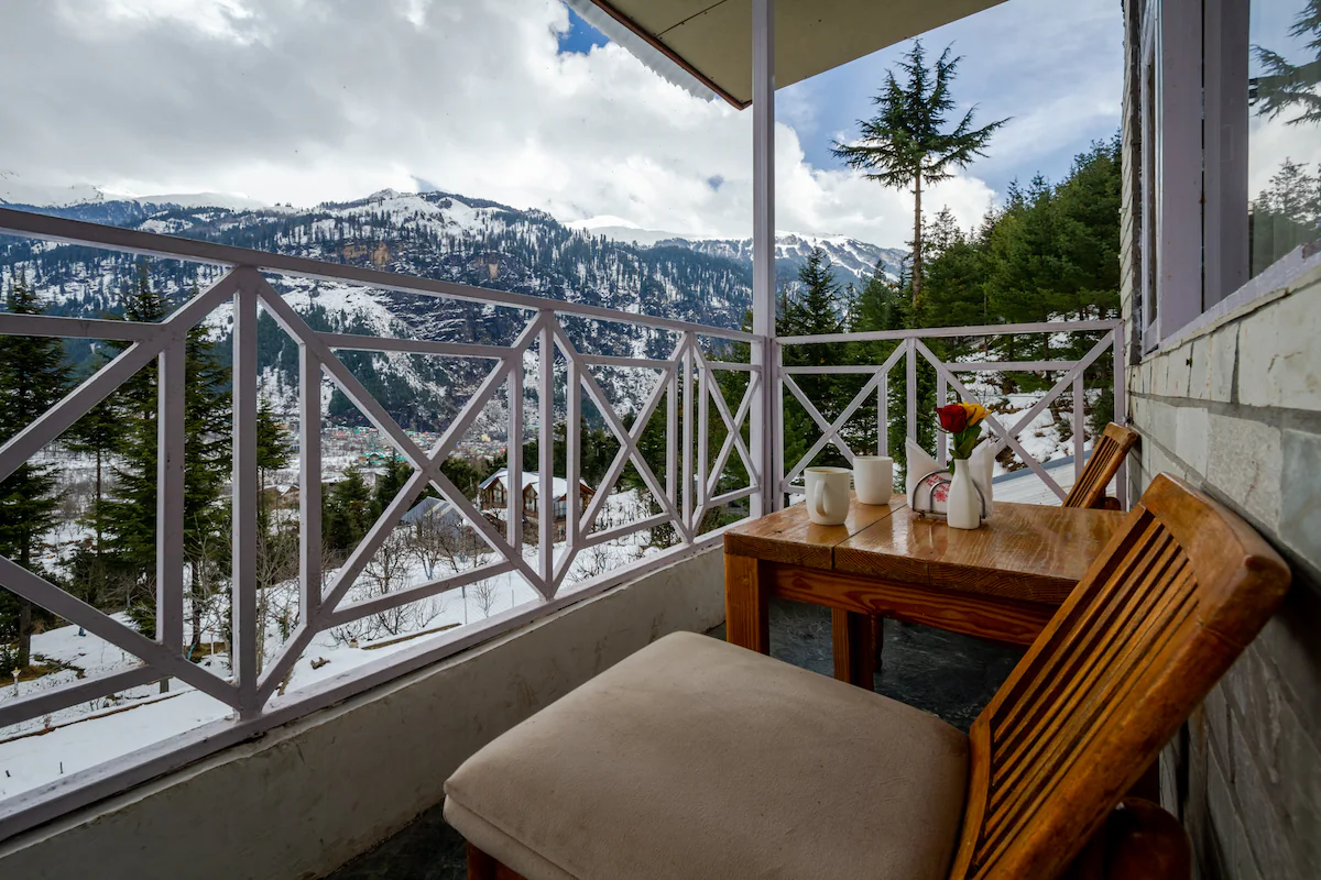 7DBR House in the Mid of Nature
