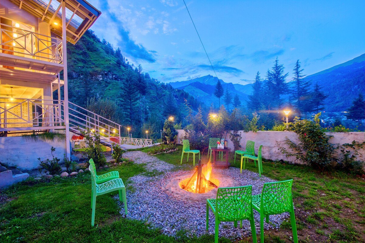 7DBR House in the Mid of Nature