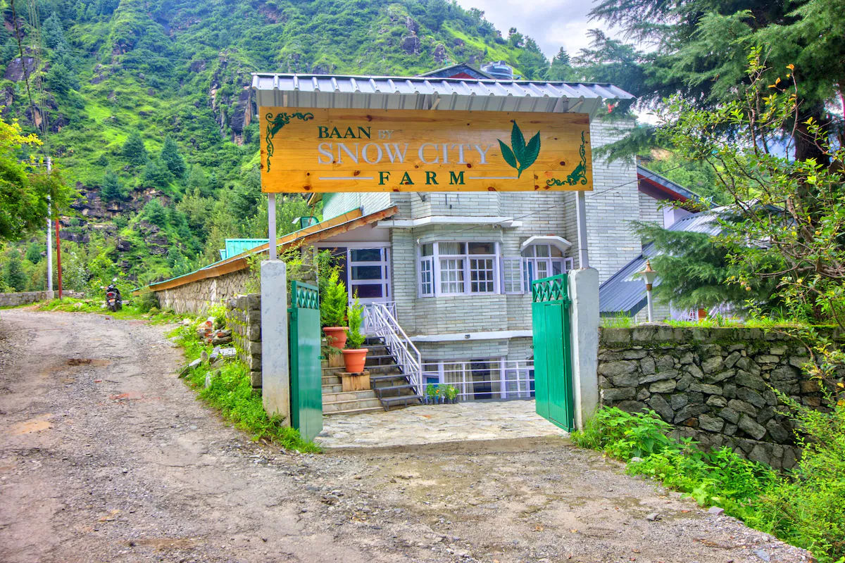 7DBR House in the Mid of Nature